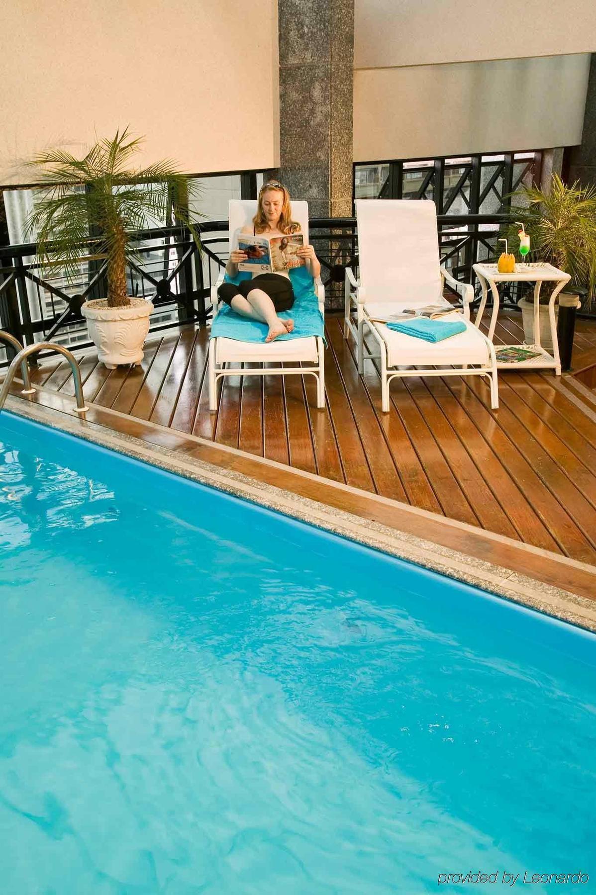Mercure Curitiba Centro Exterior foto